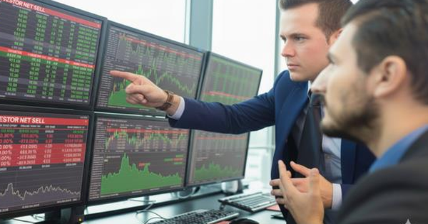 mot-the-luc-“xa”-gan-40.000-ty-dong-co-phieu-viet-nam-tu-dau-nam,-dieu-gi-dang-dien-ra?