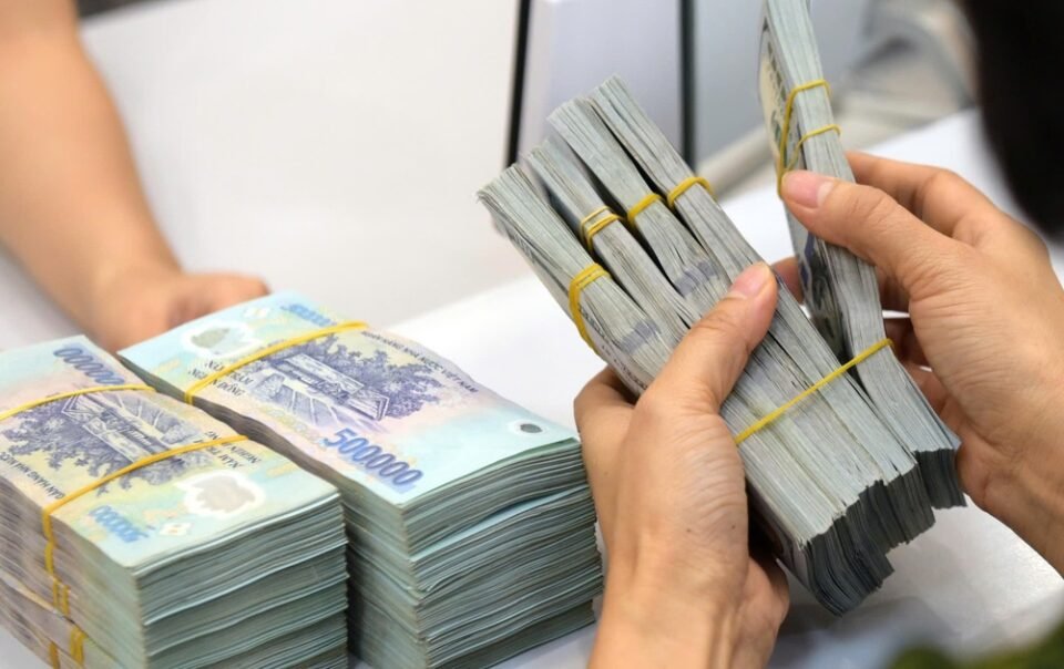 gia-usd-hom-nay-174.2026:-do-la-my-dung-yen-trong-khi-eur,-bang-anh-di-xuong