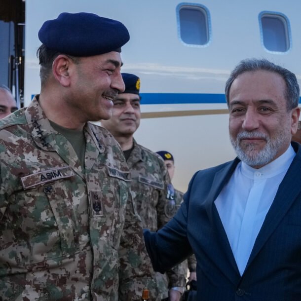 tu-lenh-pakistan-‘giup-thu-hep-khac-biet’-giua-my-–-iran