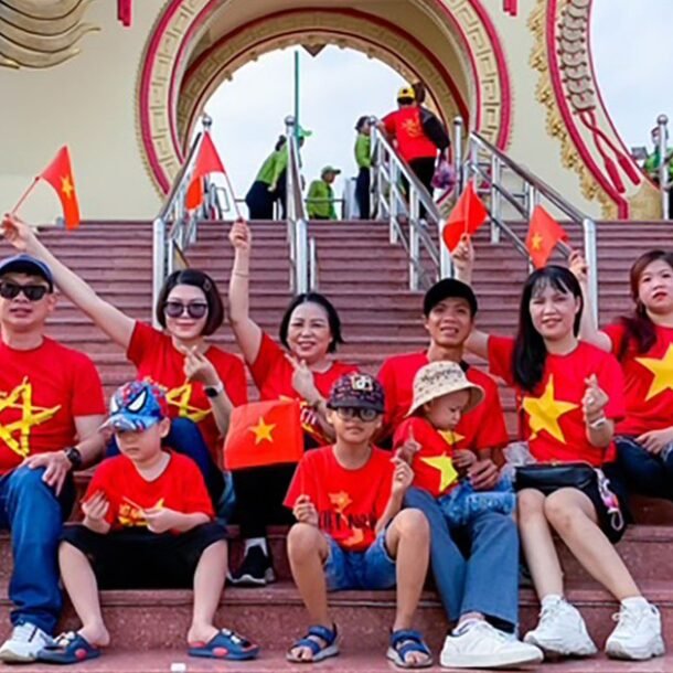 suoi-tien-hut-khach-dip-le-voi-1000-ve-mien-phi-va-10.000-phan-gao-loc