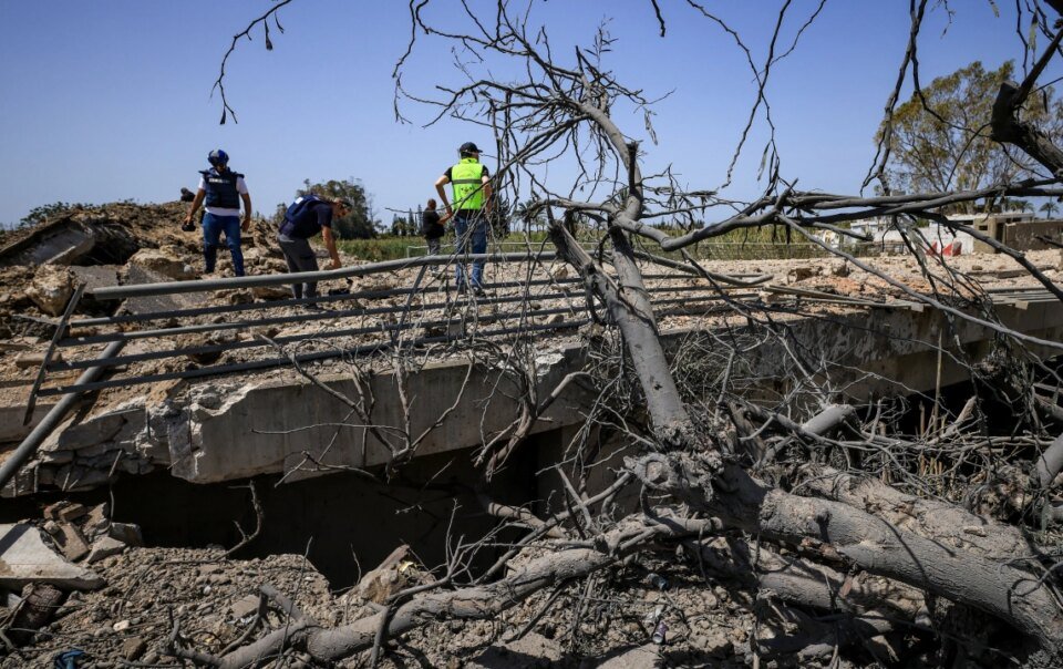 israel-bi-to-danh-sap-cau,-co-lap-mien-nam-lebanon