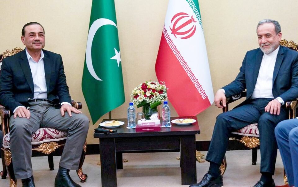 my-–-iran-‘vua-siet-vua-dam’-truoc-gio-g-ngung-ban