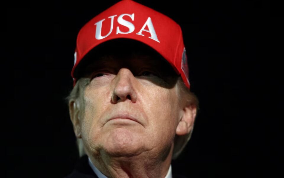 ong-trump-canh-bao:-‘can-can-trong’-voi-cac-he-thong-ai-tien-tien