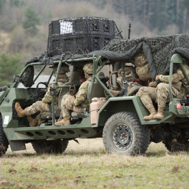 my-‘muon-huy-dong-cac-hang-oto’-de-tang-san-luong-vu-khi