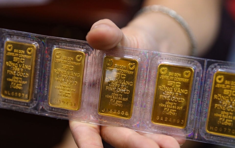 gia-vang-hom-nay-19/4/2026-chot-tuan-tang,-vang-sjc-len-172-trieu-dong/luong