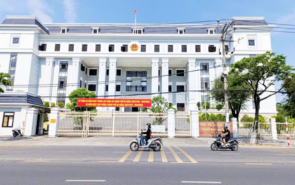 tau-ca-bi-song-danh-chim,-toa-buoc-doanh-nghiep-bao-hiem-phai-boi-thuong