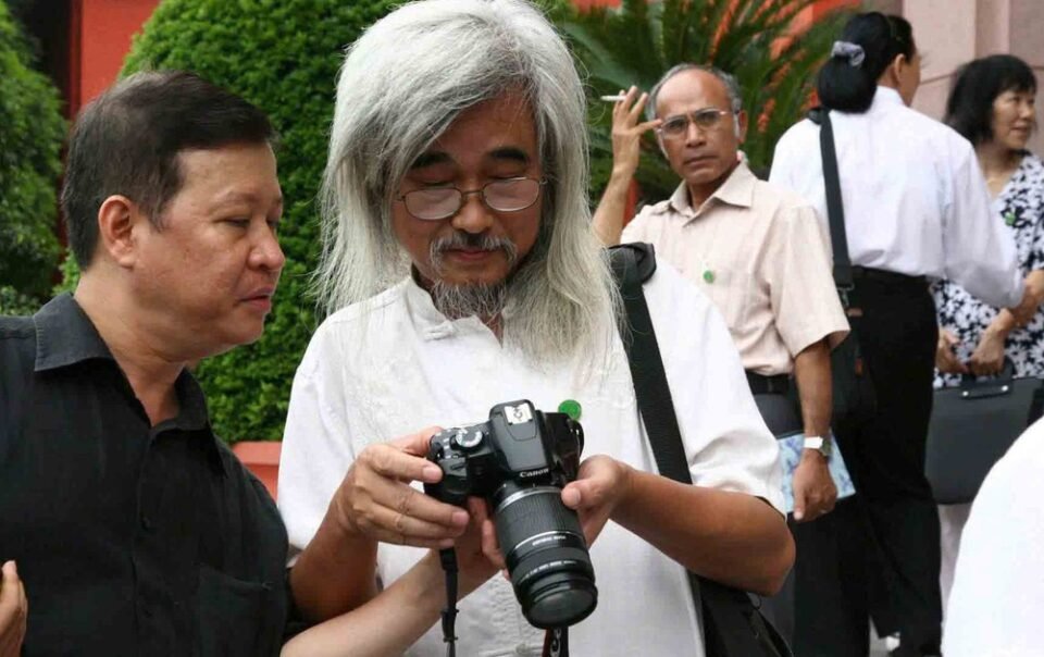 buon-vui-nghe-sach:-‘tu-dai-my-nhan’-lang-sach-la-ai-?