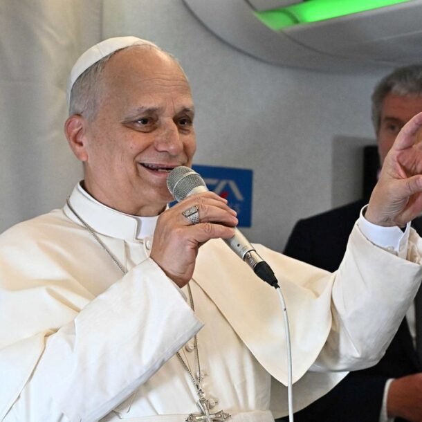 giao-hoang-leo-xiv-giai-thich-ve-cang-thang-voi-ong-trump