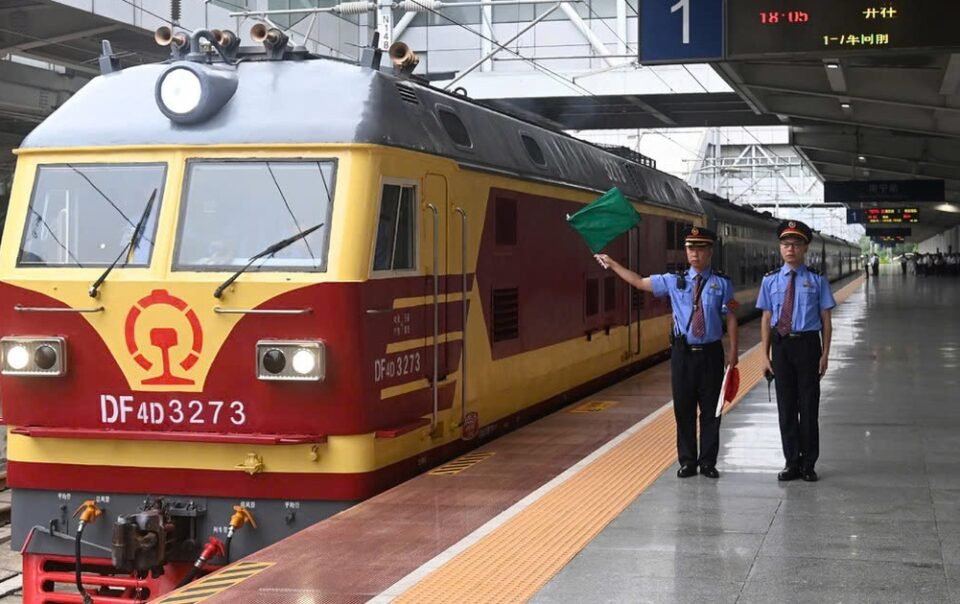 tang-toc-ket-noi-duong-sat-viet-–-trung