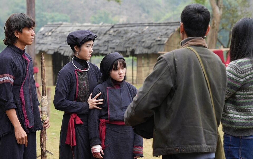 phi-phong:-quy-mau-rung-thieng-–-ma-tran-kinh-di-cai-cam-loat-chi-tiet-an