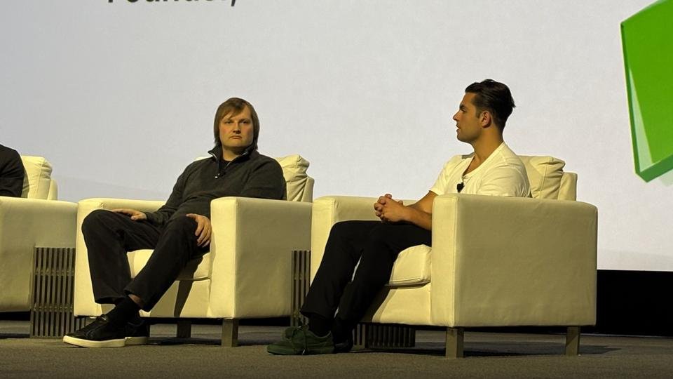 aave-sees-$6-billion-deposit-drop-as-kelp-hack-exposes-structural-risk-for-defi-lender