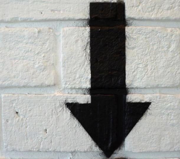 ravedao’s-rave-token-collapses-90%-in-a-day-as-exchange-probes-widen