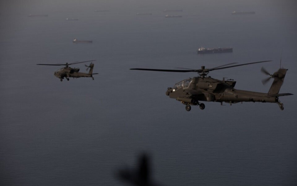 loai-truc-thang-tan-cong-my-trien-khai-o-eo-bien-hormuz-co-gi-noi-bat?