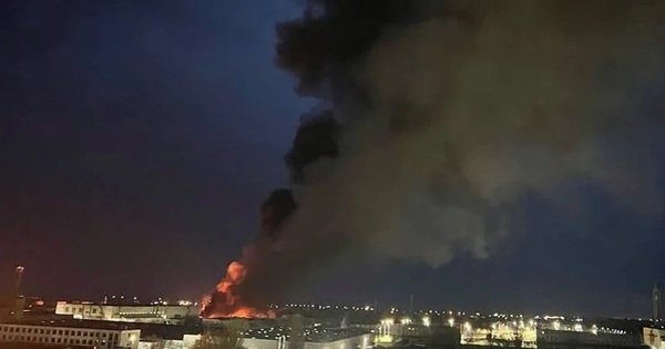 chien-su-ukraine-ng&agrave;y-1.516:-&ocirc;ng-zelensky-bat-m&atilde;n-khi-my-&lsquo;coi-tr&oacute;i&rsquo;-dau-nga