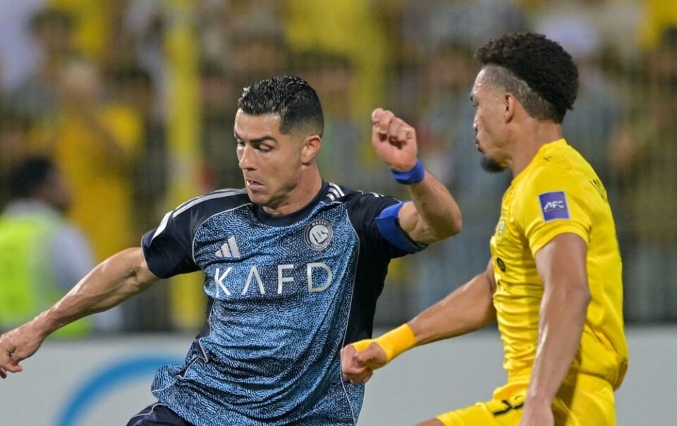 afc-bat-ngo-tao-uu-ai-dac-biet,-ronaldo-tran-tre-co-hoi-lap-cu-dup-vo-dich-cung-al-nassr