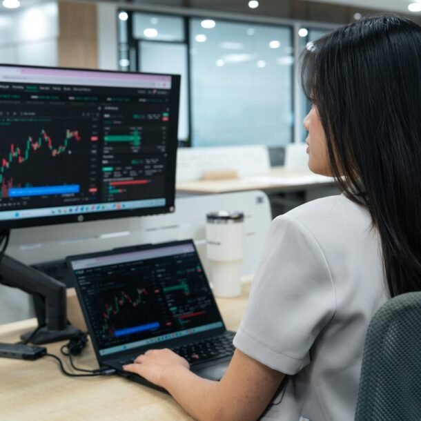 chung-khoan-tuan-moi:-vn-index-di-ve-dau-truoc-ky-nghi-le-keo-dai?