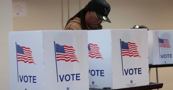 ch&iacute;nh-quyen-&ocirc;ng-trump-lat-lai-ket-qua-bau-cu-cu