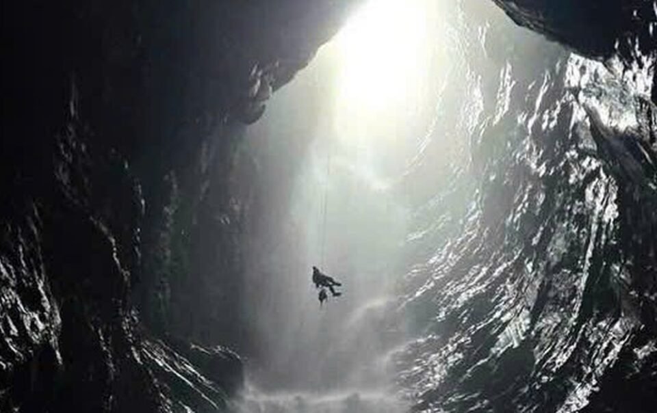 phat-hien-hang-dai-hon-500-m-trong-rung-phong-nha-–-ke-bang