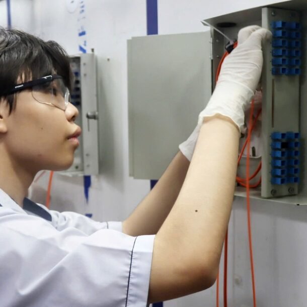 thi-tay-nghe-–-co-hoi-kiem-tra-ky-nang:-luyen-tay-nghe,-tu-tin-chon-viec-lam