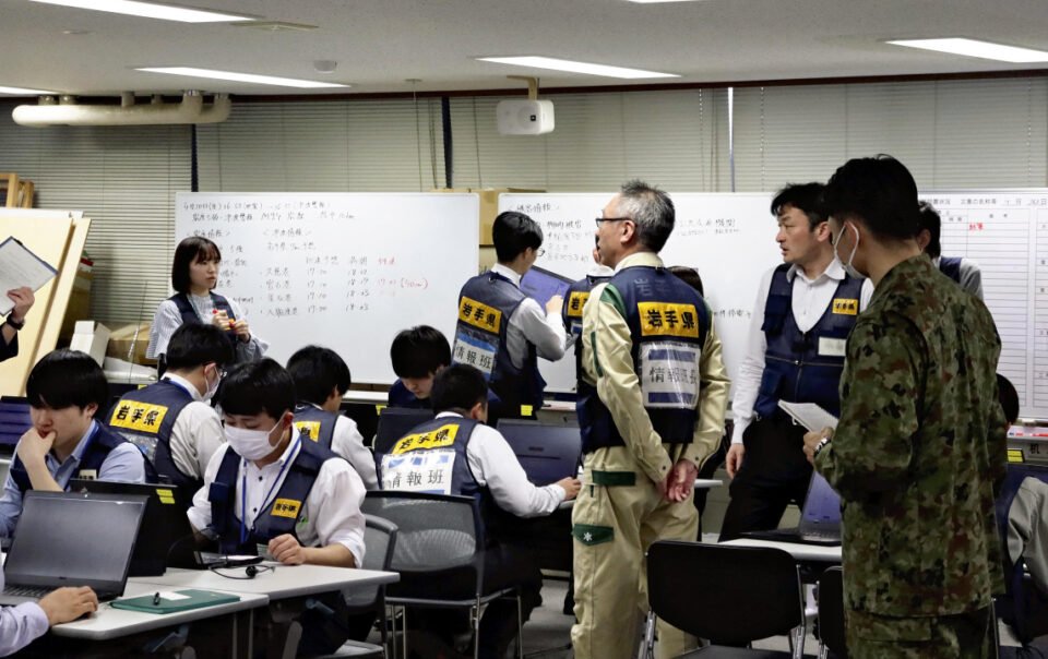 nhat-ban-canh-bao-nguy-co-xay-ra-dong-dat-‘cuc-manh’