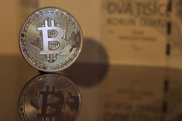bitcoin-rebounds-strongly-—-can-bulls-drive-price-toward-$79,000