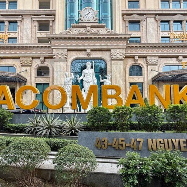 doc-nhanh-21-4:-sacombank-rut-to-trinh-gia-han-tai-co-cau-‘phut-chot’,-them-tai-lieu-moi-quan-trong