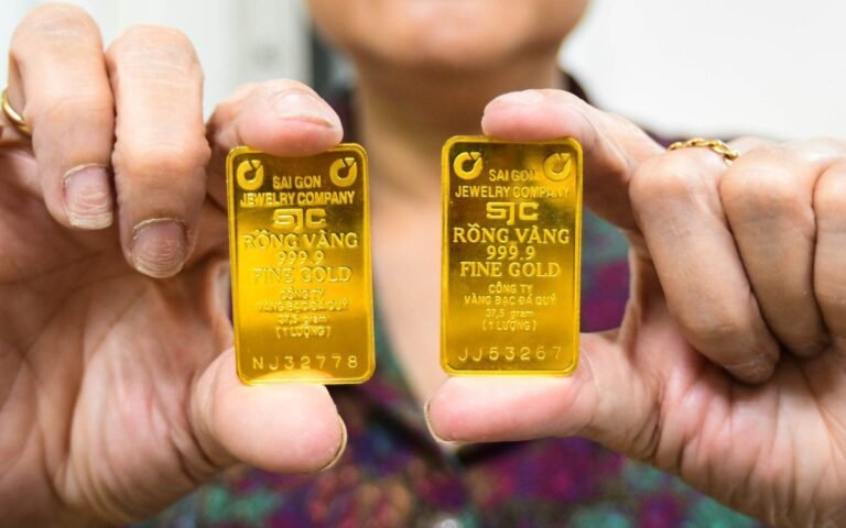 toi-21-4,-gia-vang-the-gioi-bat-ngo-giam-manh