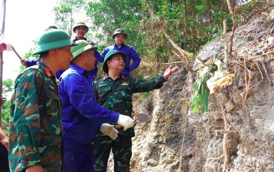 tim-thay-3-hai-cot-liet-si-cung-chiec-binh-tong-khac-chu-‘huynh’-tai-cao-diem-278-quang-tri