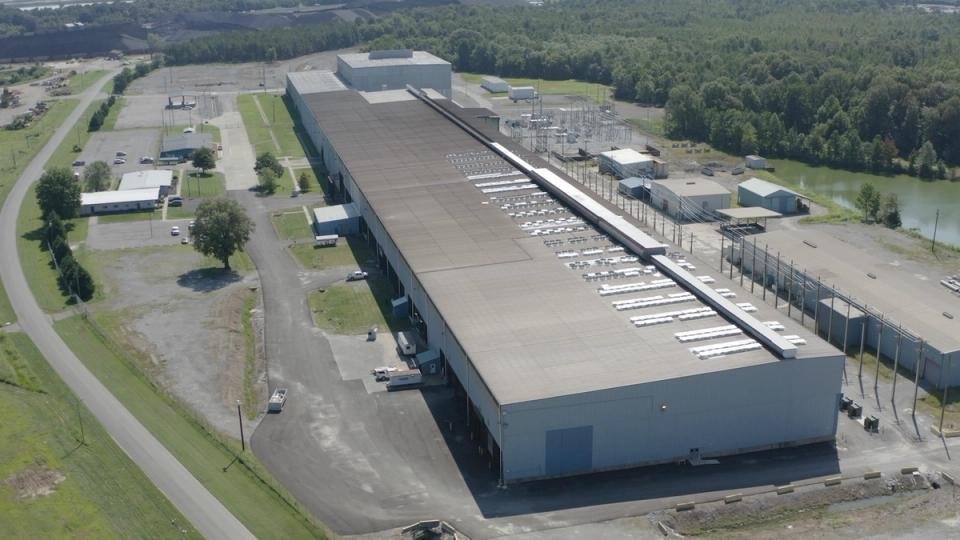 core-scientific-seeks-$3.3-billion-bond-sale-to-further-ai-data-center-pivot