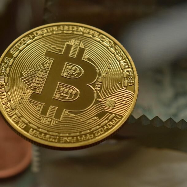 $60,000-is-the-bottom:-bitcoin-analyst-predicts-lowest-level-before-run-to-$200,000