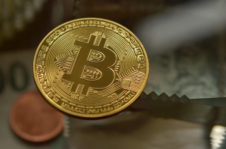 $60,000-is-the-bottom:-bitcoin-analyst-predicts-lowest-level-before-run-to-$200,000