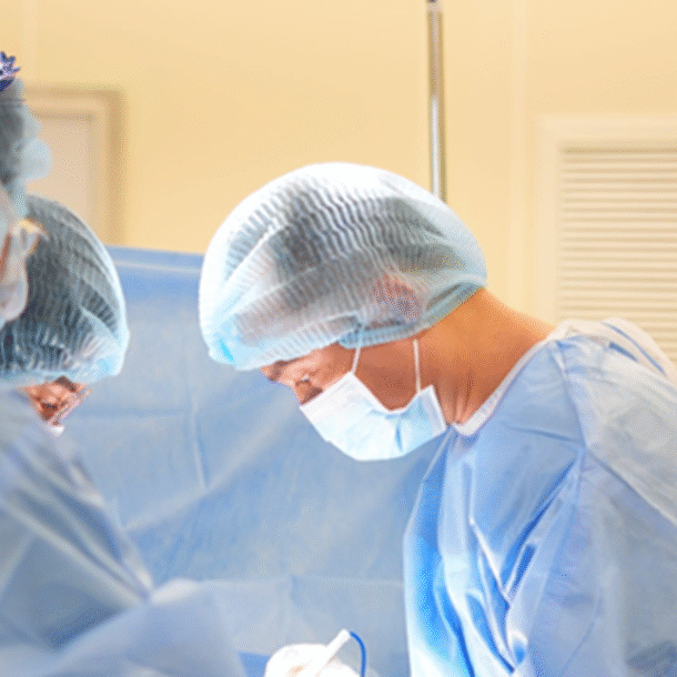 bv-phuong-nam-boc-tach-nhan-xo-phuc-tap-trong-tu-cung-to-nhu-thai-5-thang