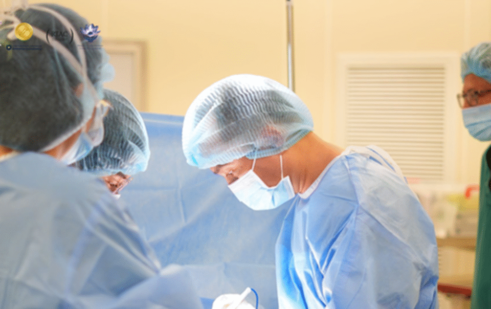 bv-phuong-nam-boc-tach-nhan-xo-phuc-tap-trong-tu-cung-to-nhu-thai-5-thang