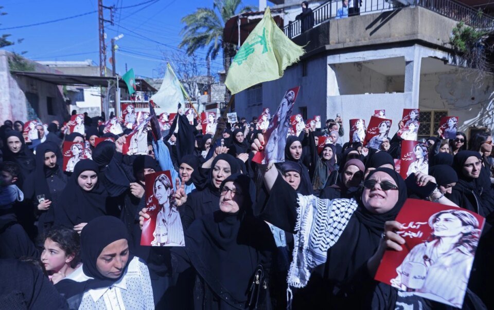 trung-dong-sang-24-4:-no-lon-tai-tehran,-ong-trump-noi-‘dong-ho-dang-dem-nguoc’-voi-iran