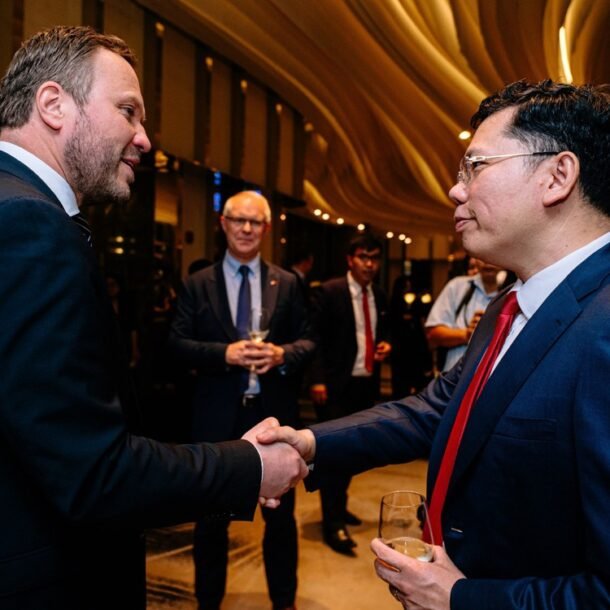 estonia-coi-tp.hcm-nhu-‘con-ho’-nang-dong,-day-khat-vong-phat-trien