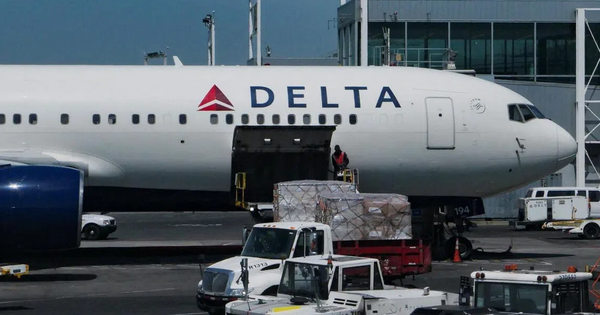 ca-ch&agrave;o-doi-tr&ecirc;n-kh&ocirc;ng-phan-my