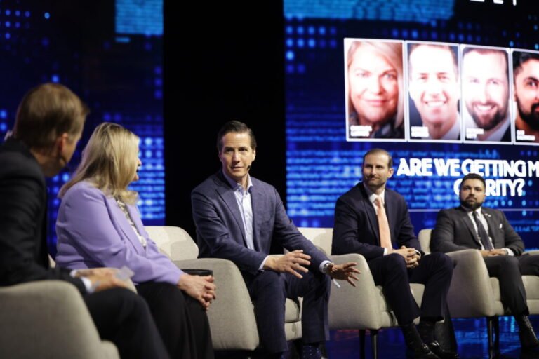 lawmakers-warn-crypto-clarity-will-decide-us.-leadership-as-2026-election-looms