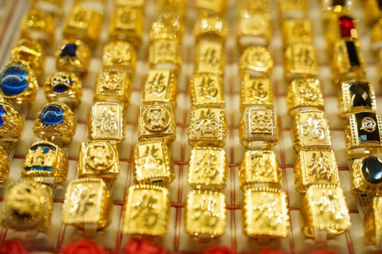 gia-vang-hom-nay-26/4/2026-ghi-nhan-tuan-lao-doc,-'boc-hoi'-hon-3-trieu/luong