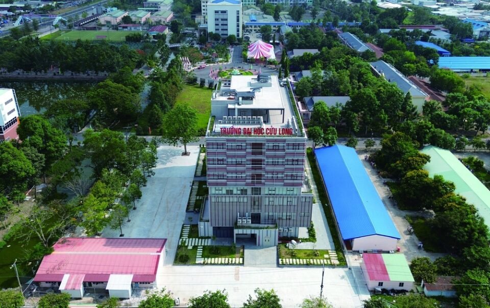 sinh-vien-noi-gi-ve-truong-dai-hoc-cuu-long