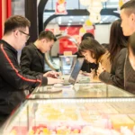 Giá vàng hôm nay 16/4: Vàng nhẫn giảm mạnh