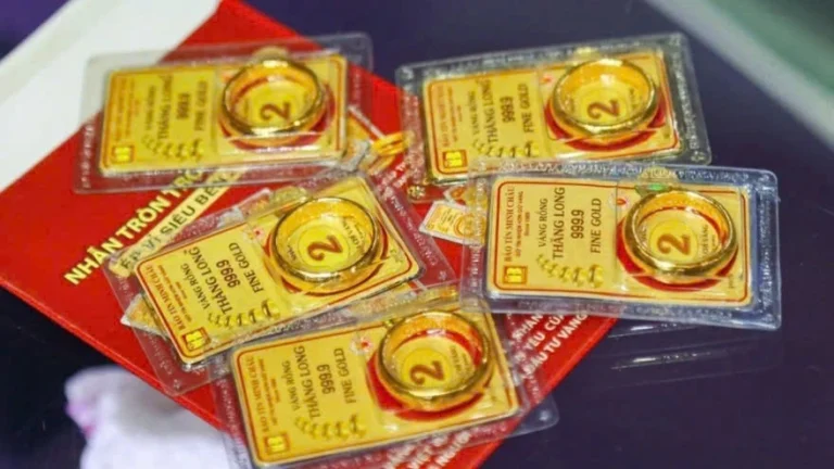 z6517933867864_c4ff8175cda5e9d4ce4252379676a579