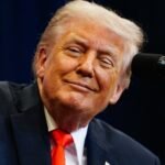&ocirc;ng-trump-tuy&ecirc;n-bo-mo-chien-dich-ho-tro-t&agrave;u-mac-ket-roi-eo-bien-hormuz