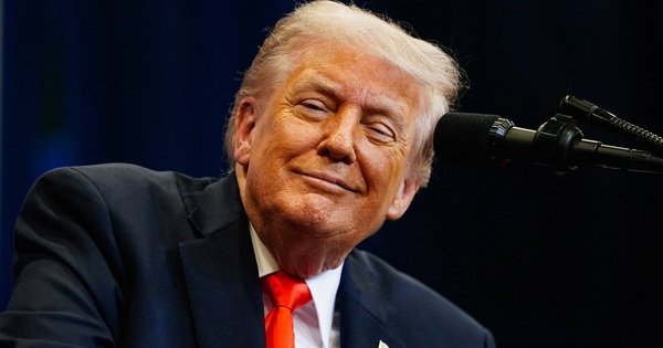 &ocirc;ng-trump-tuy&ecirc;n-bo-mo-chien-dich-ho-tro-t&agrave;u-mac-ket-roi-eo-bien-hormuz