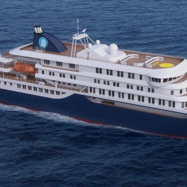 virus-bung-phat-tren-tau-du-lich-xuyen-dai-tay-duong-khien-3-du-khach-tu-vong