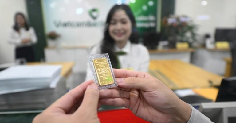 gia-vang-hom-nay-45.2026:-trong-nuoc-tang,-nguoc-chieu-the-gioi