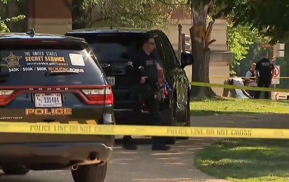 mat-vu-my-dau-sung-voi-doi-tuong-co-vu-trang-gan-nha-trang
