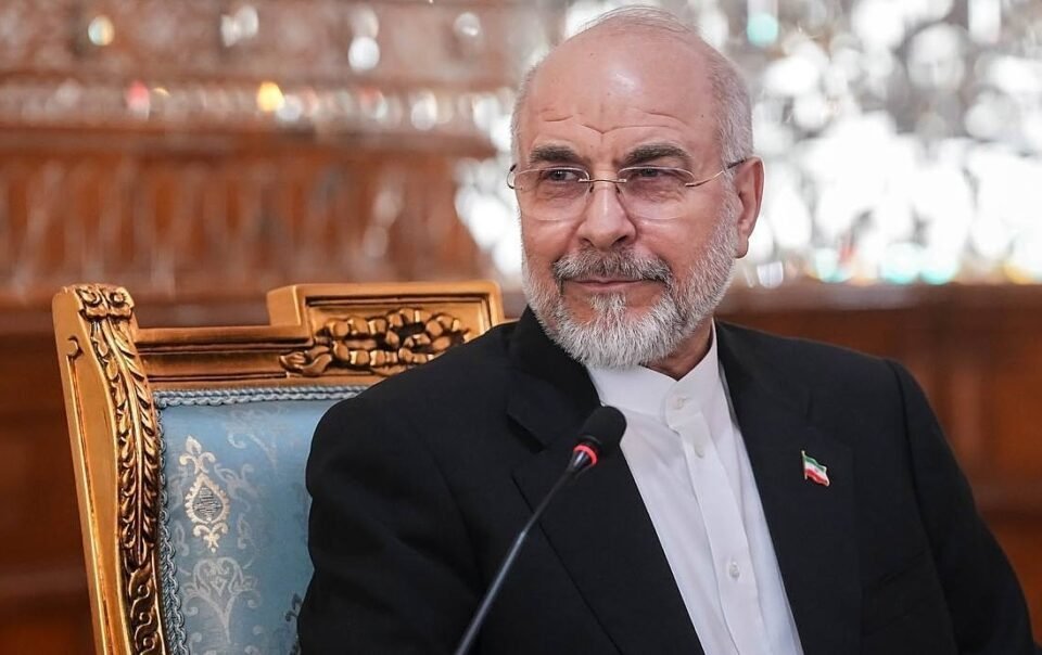iran-tuyen-bo-san-sang-‘day-mot-bai-hoc-cho-ke-gay-han’