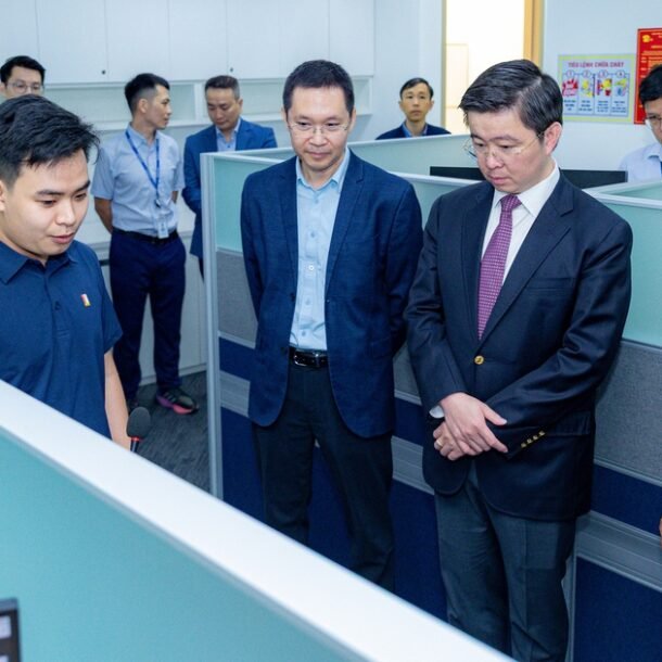 qualcomm-mo-rong-nghien-cuu-ai,-ban-dan-tai-viet-nam