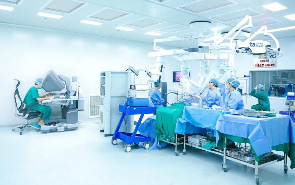 ‘bac-si-robot’-hoi-sinh-nhung-ca-benh-nang