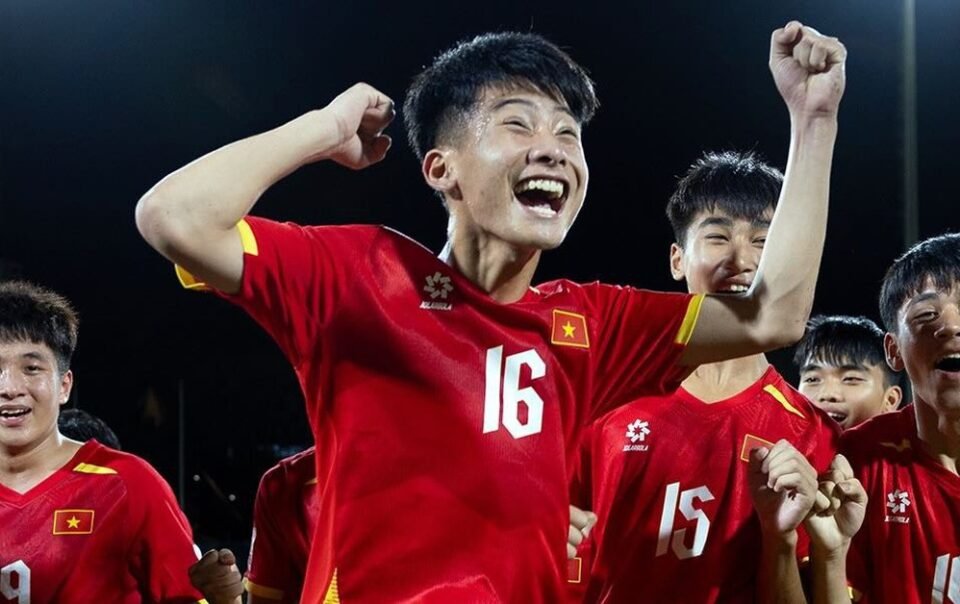 co-ve-du-world-cup,-u17-viet-nam-duoc-thuong-1-ti-dong